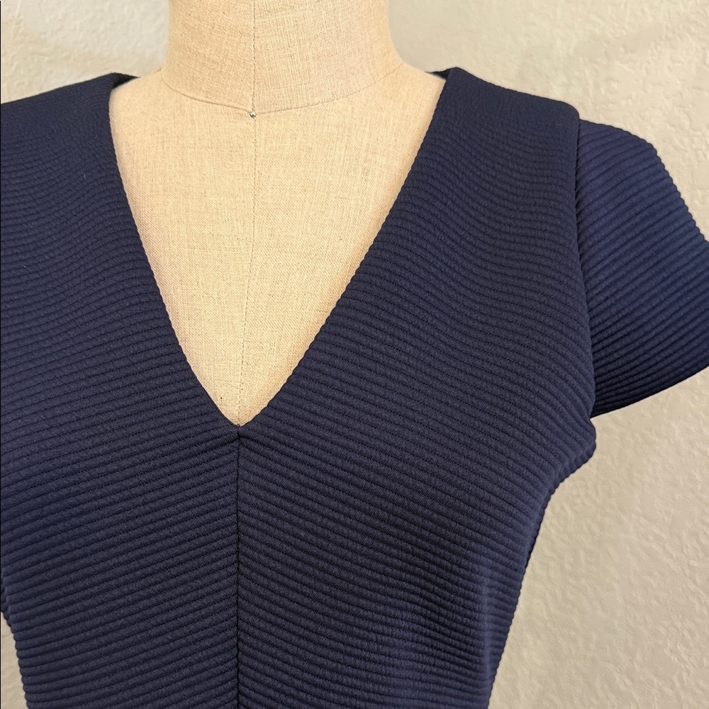 MICHAEL Michael Kors Navy V-Neck Cap-Sleeve Midi Dress Size Medium - Picture 7 of 11
